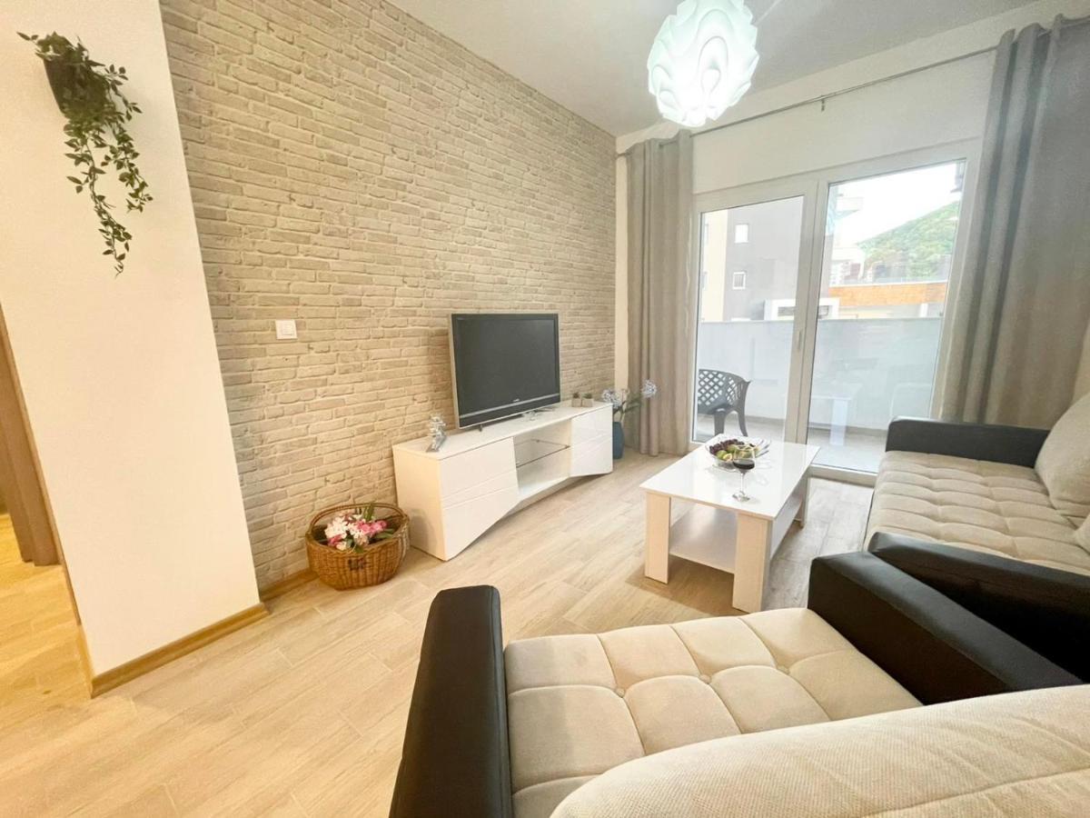 Olive Square Apartment Budva Exteriér fotografie