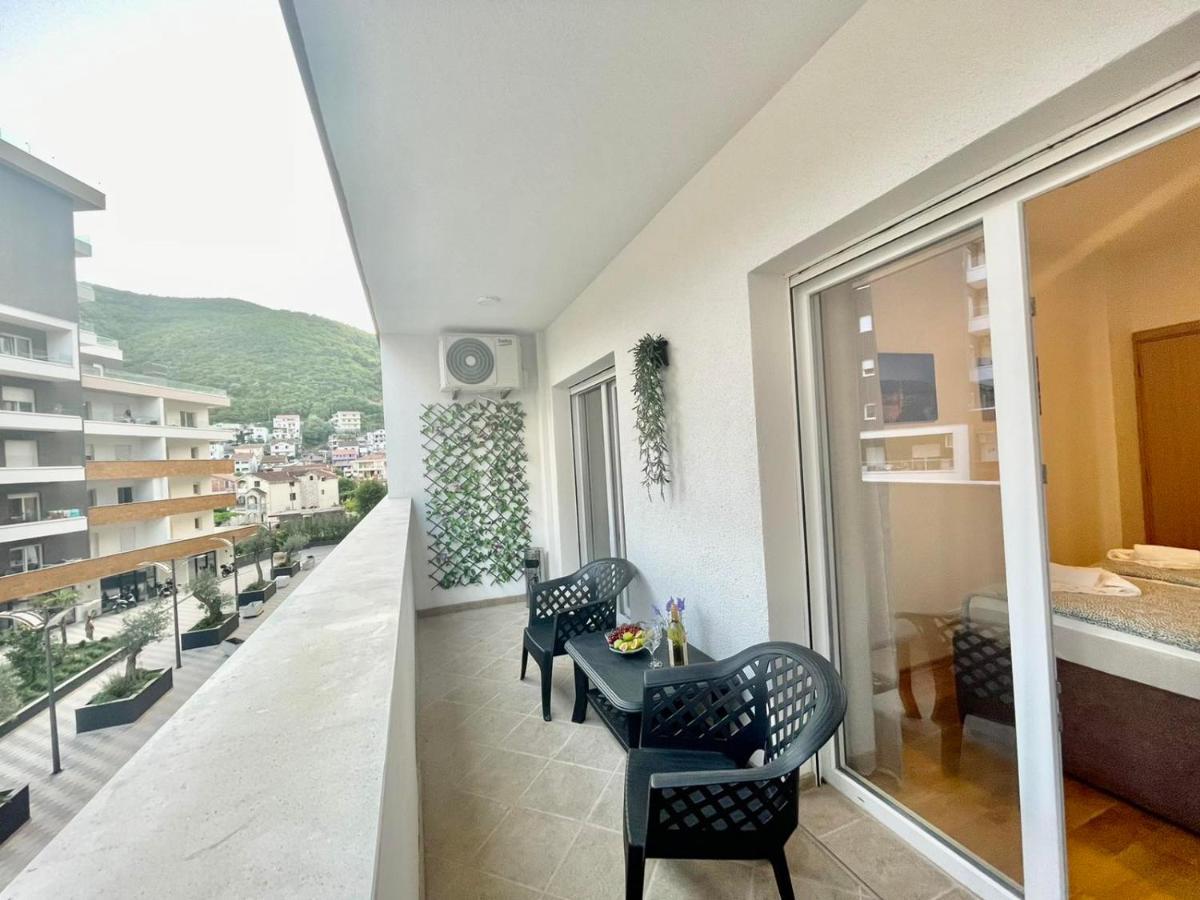 Olive Square Apartment Budva Exteriér fotografie