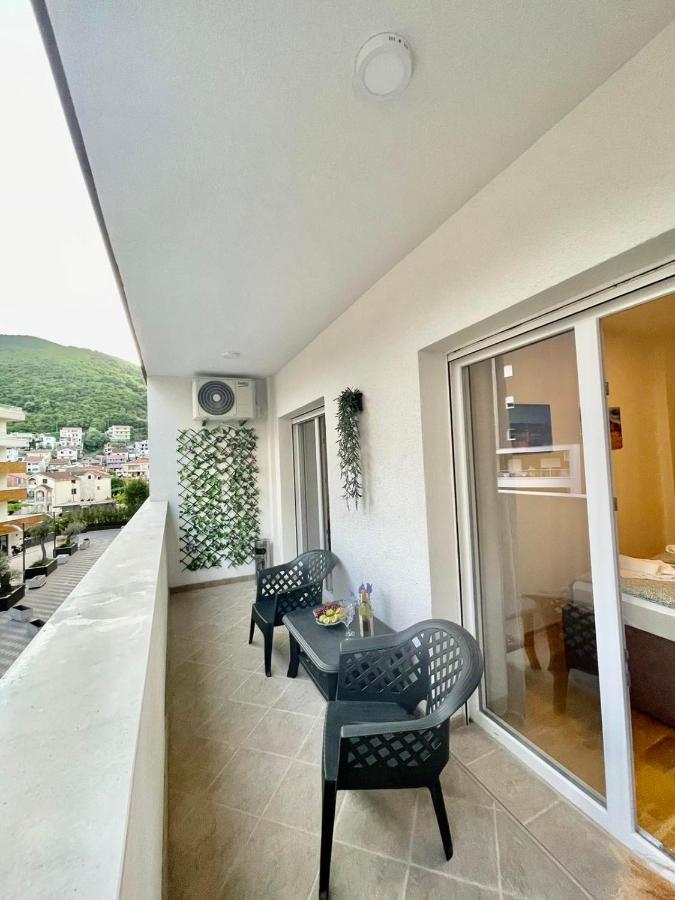 Olive Square Apartment Budva Exteriér fotografie